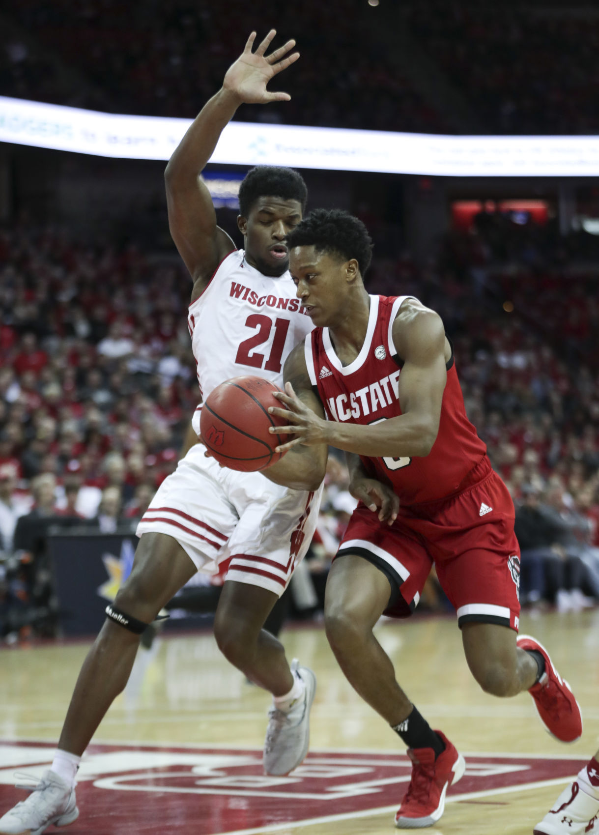 Badgers 79, Wolfpack 75